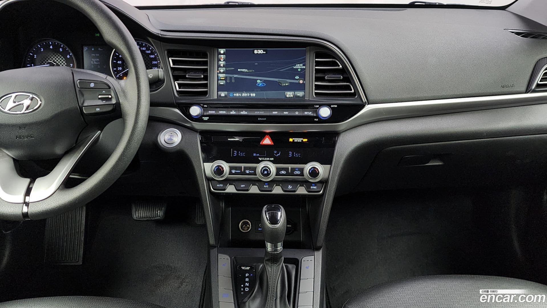 Main__Slider__Photo:AVANTE Hyundai 2018.10-13