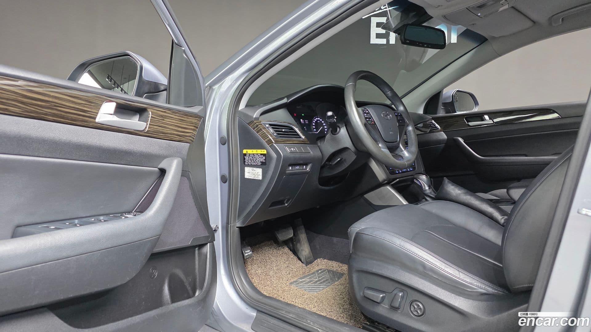 Main__Slider__Photo:Sonata Hyundai 2016.7-10