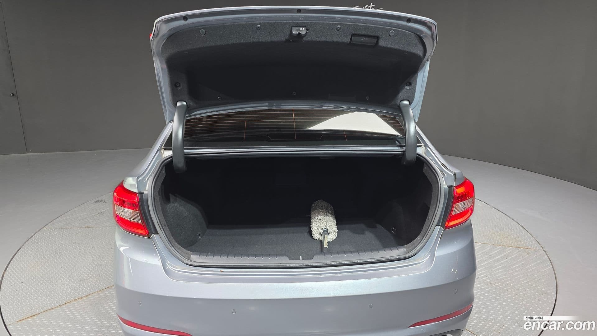 Main__Slider__Photo:Sonata Hyundai 2016.7-19