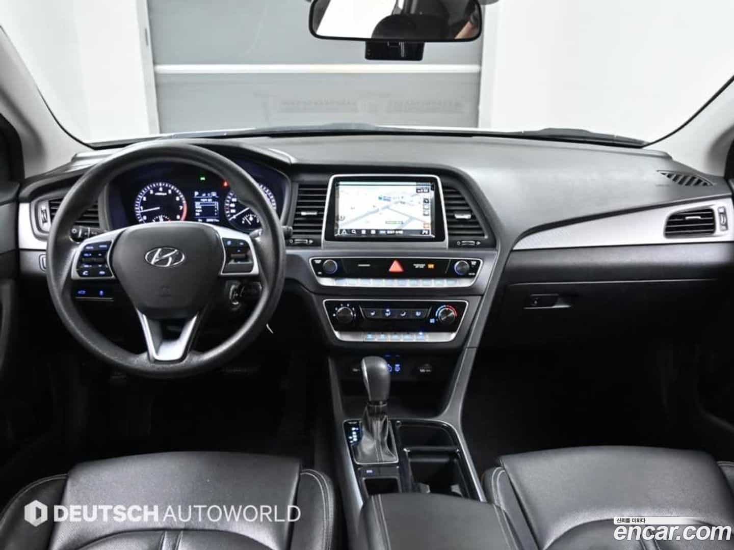 Sonata Hyundai 2019.2-INNER-007