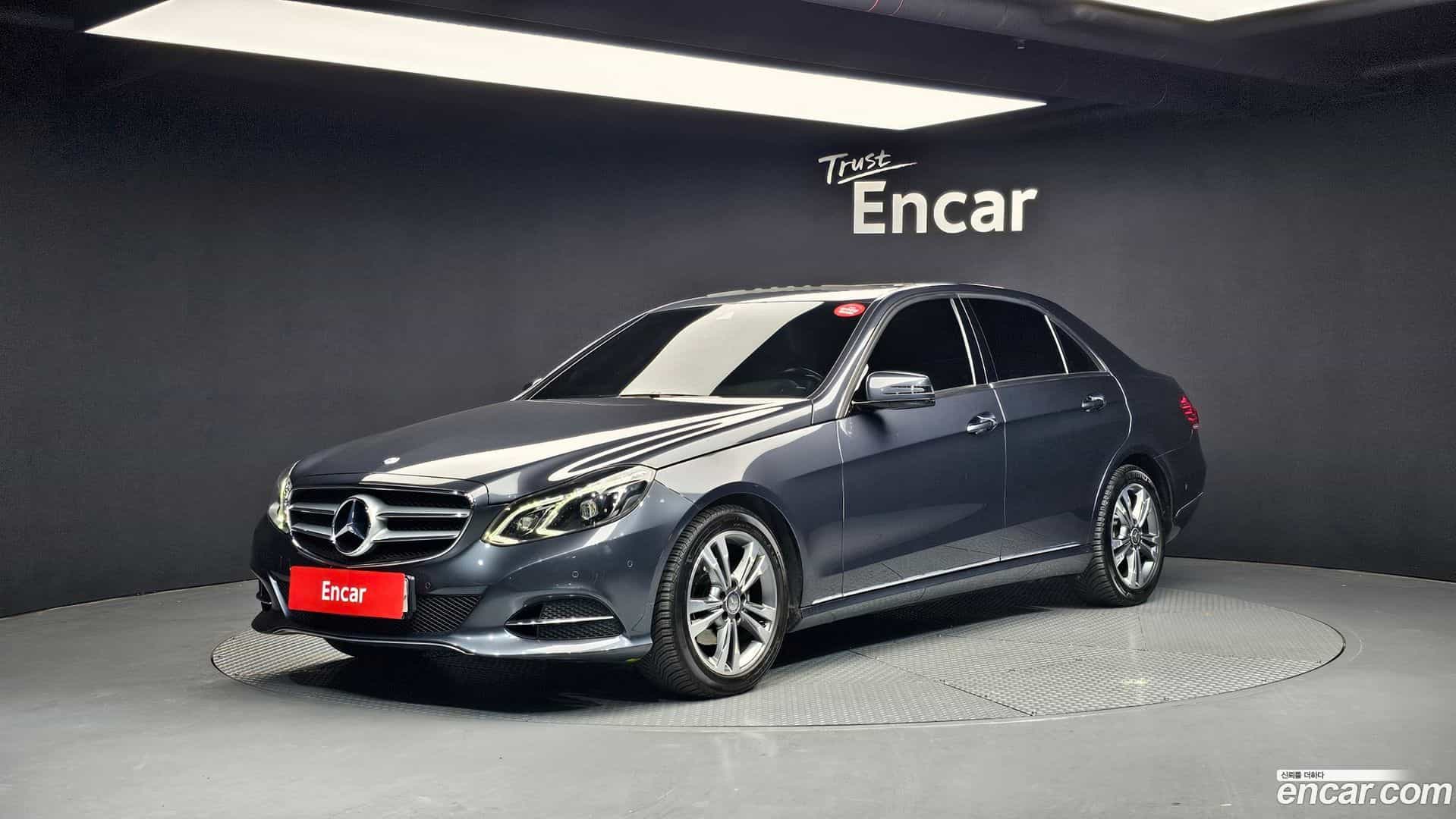 E-Class Mercedes-Benz 2016.2-OUTER-001