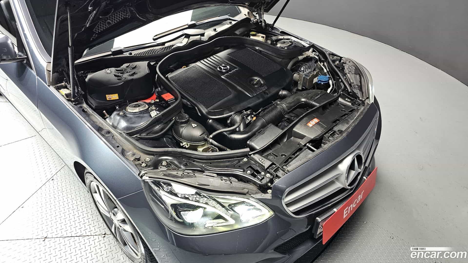 E-Class Mercedes-Benz 2016.2-INNER-006