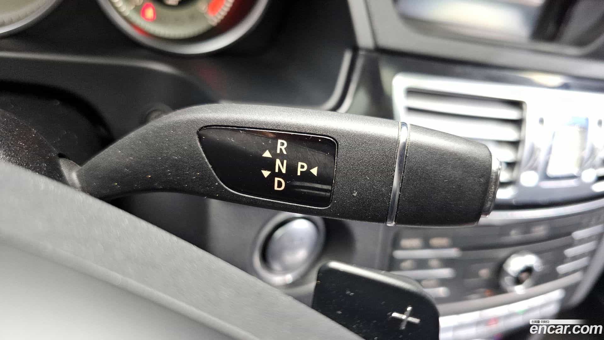 E-Class Mercedes-Benz 2016.2-INNER-009