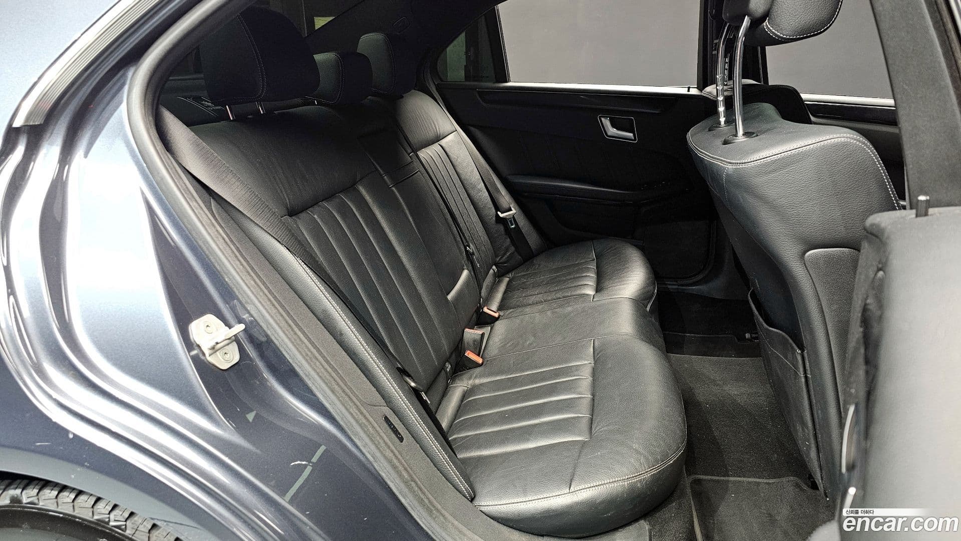 Main__Slider__Photo:E-Class Mercedes-Benz 2016.2-11