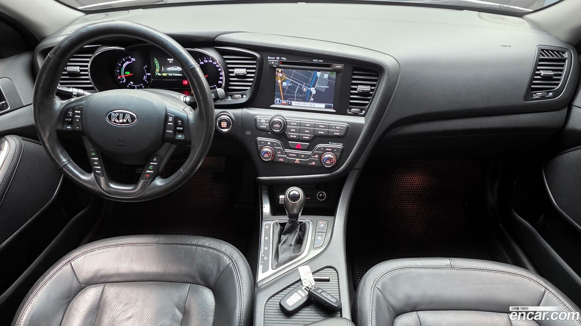 Main__Slider__Photo:K5 Kia 2012.10-6