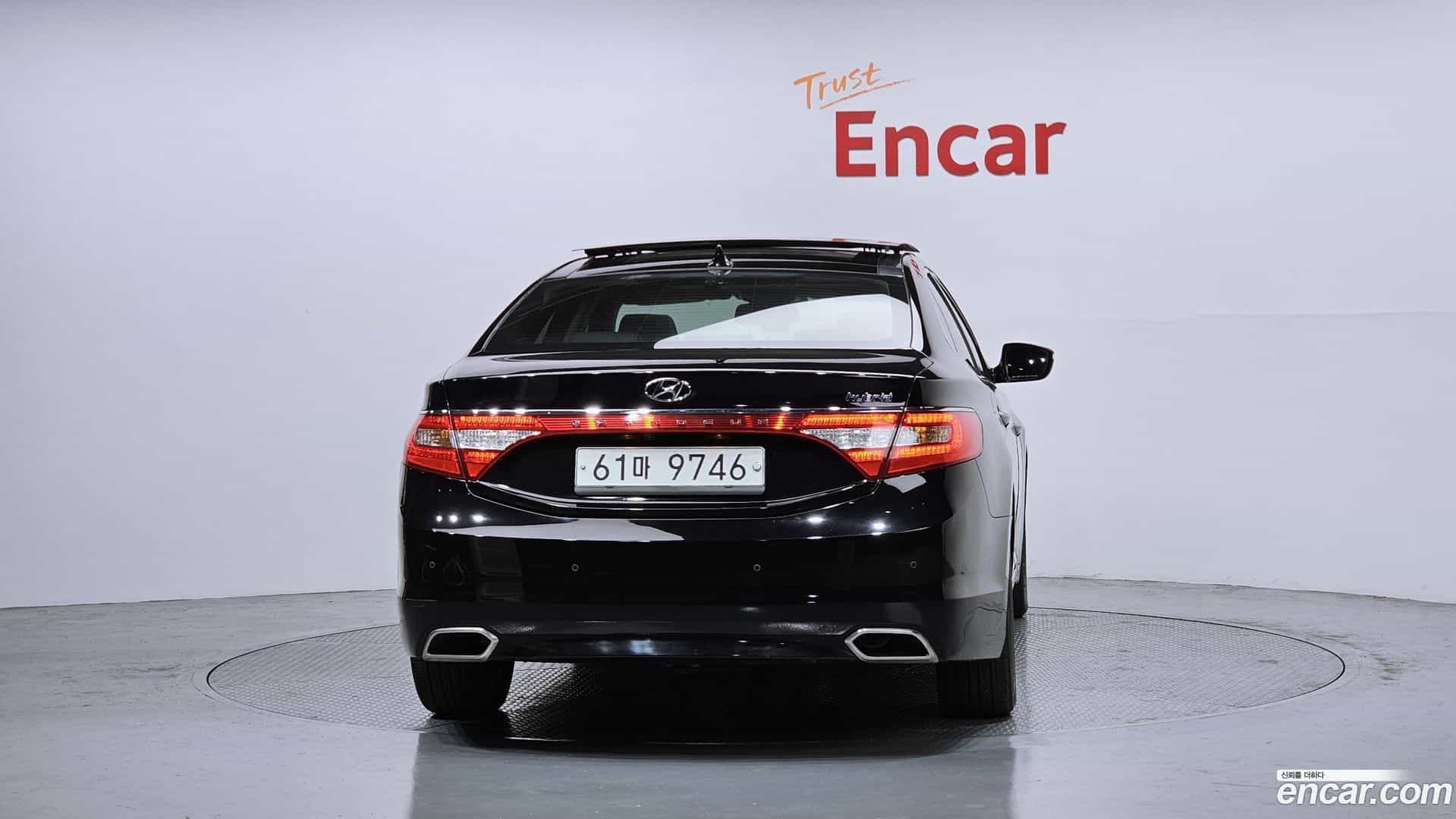 Grandeur Hyundai 2015.2-OUTER-004