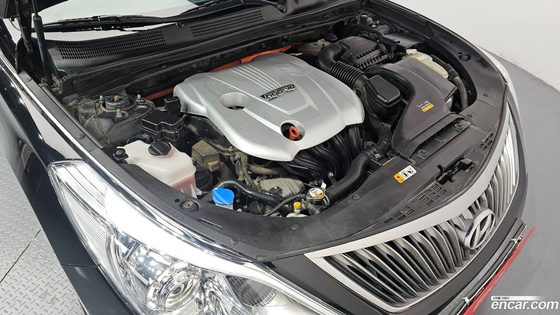 Main__Slider__Photo:Grandeur Hyundai 2015.2-5