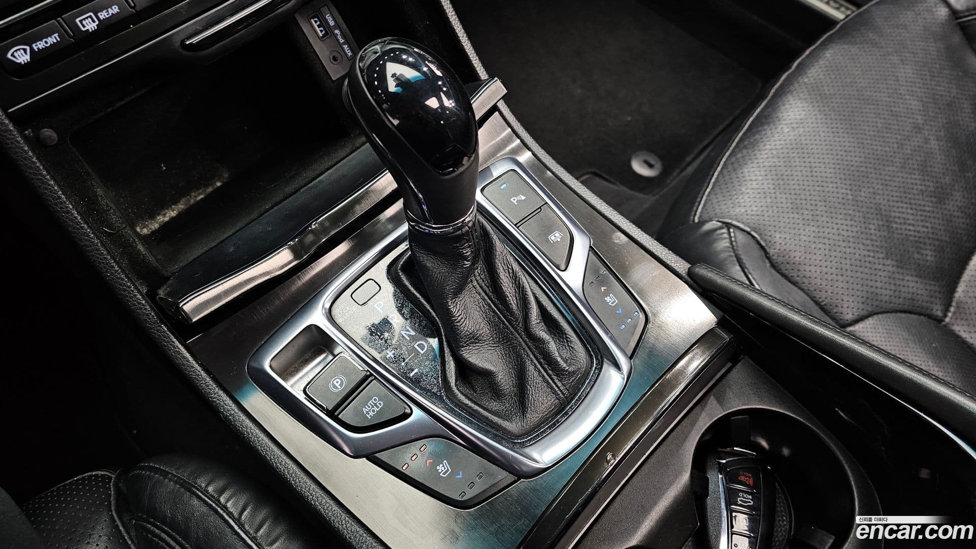 Main__Slider__Photo:Grandeur Hyundai 2015.2-8