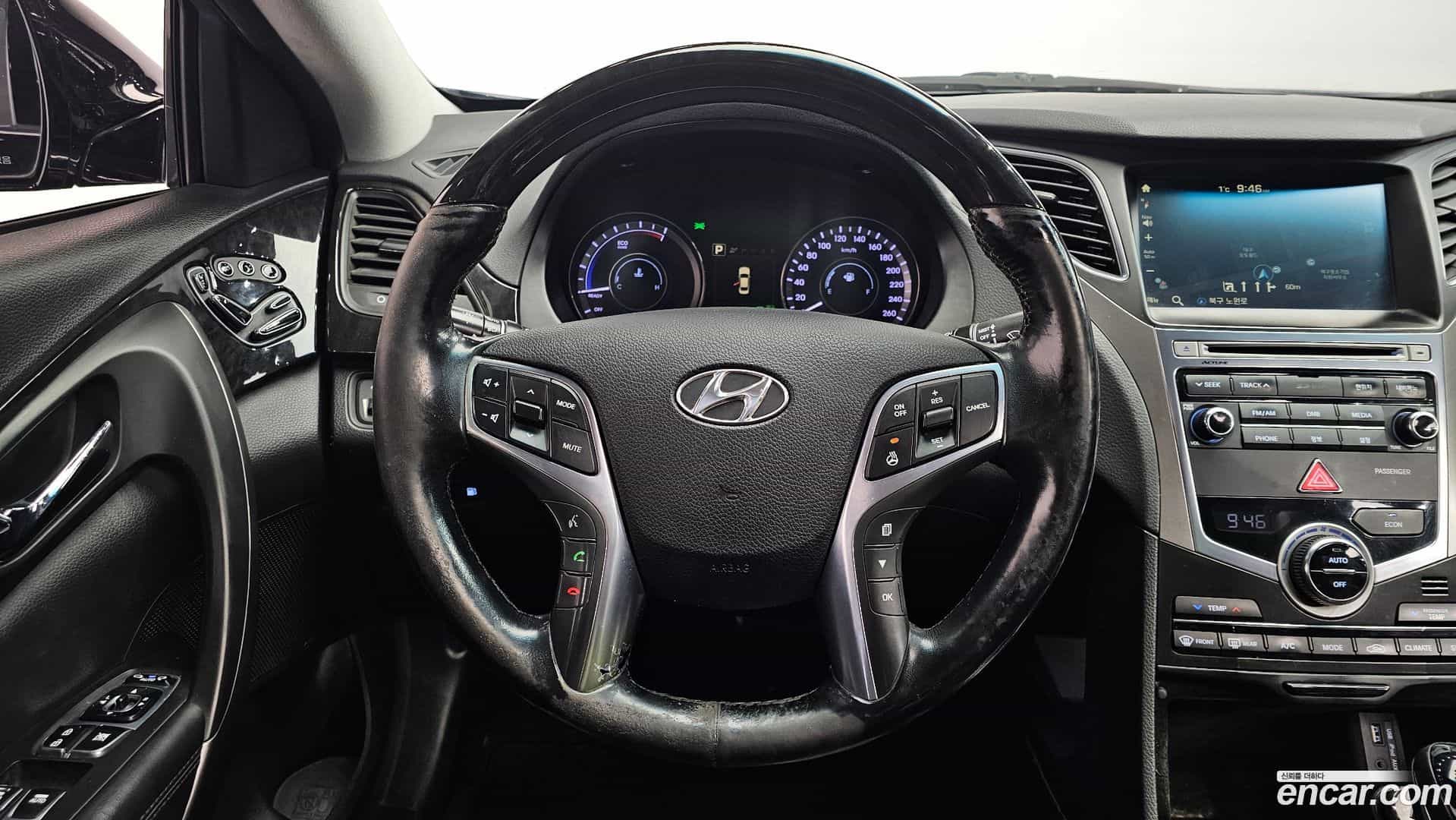 Grandeur Hyundai 2015.2-OPTION-017