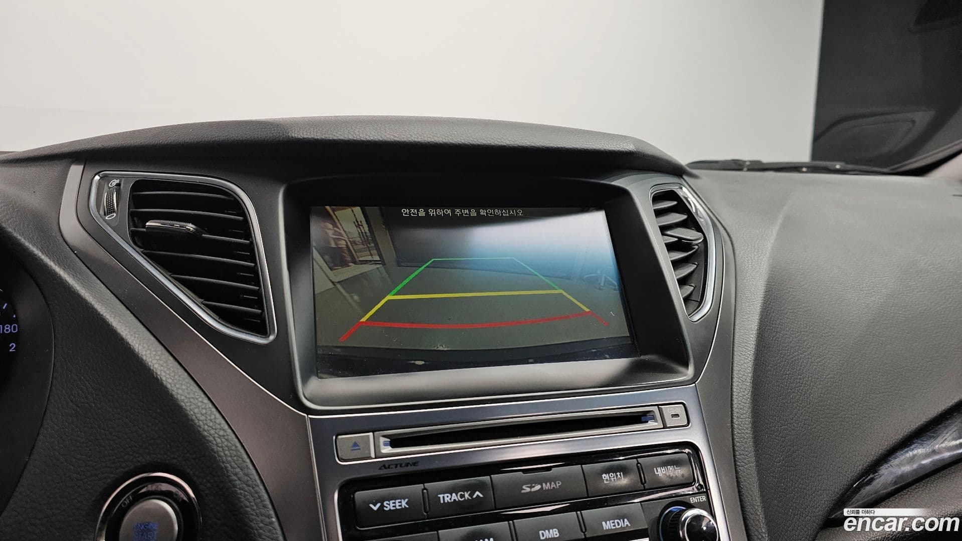 Main__Slider__Photo:Grandeur Hyundai 2015.2-14