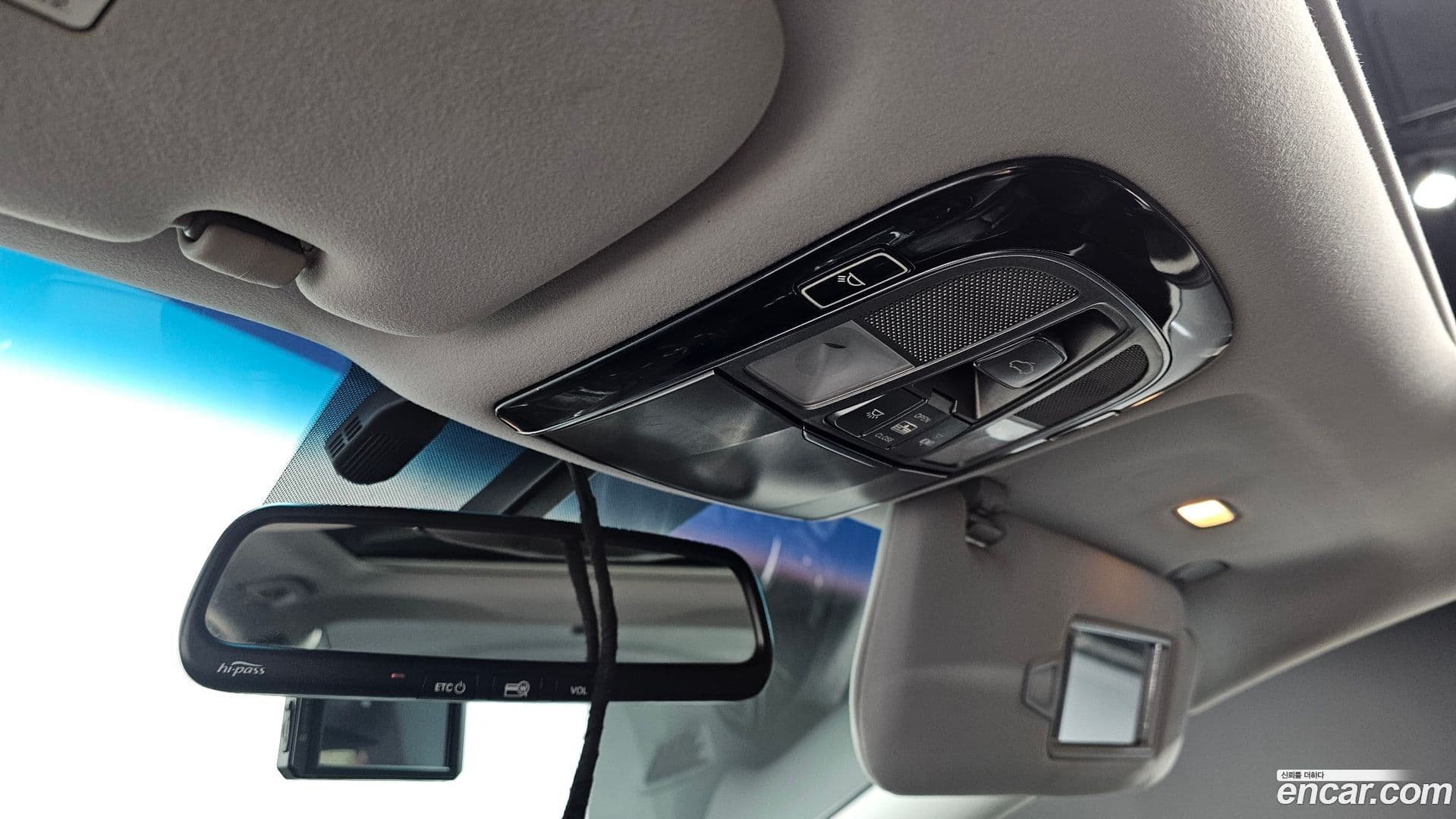 Main__Slider__Photo:Grandeur Hyundai 2015.2-15