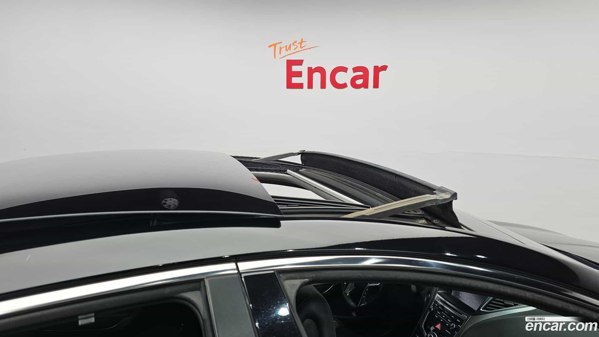 Grandeur Hyundai 2015.2-OPTION-024