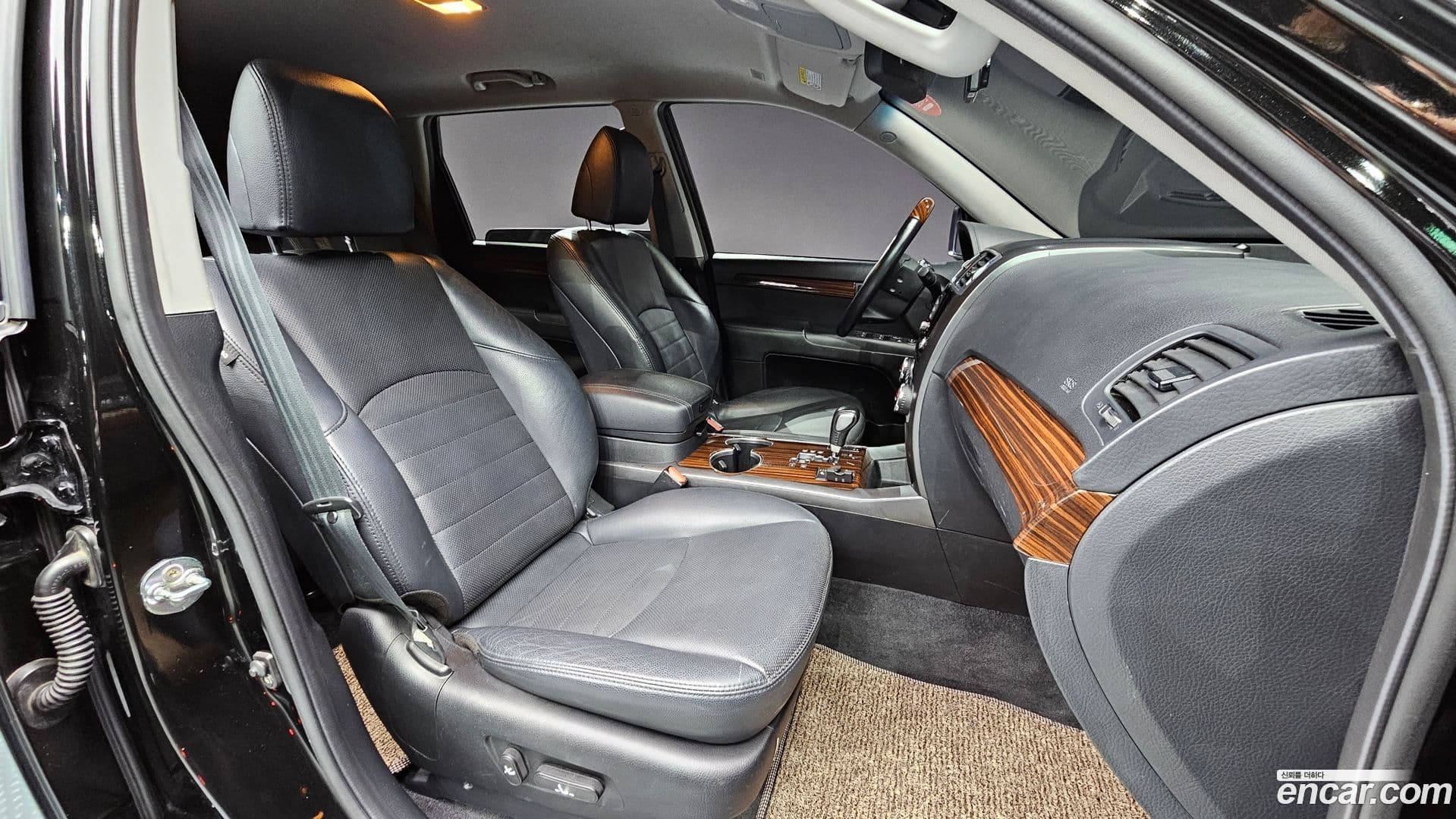 Main__Slider__Photo:Mohave Kia 2017.2-9