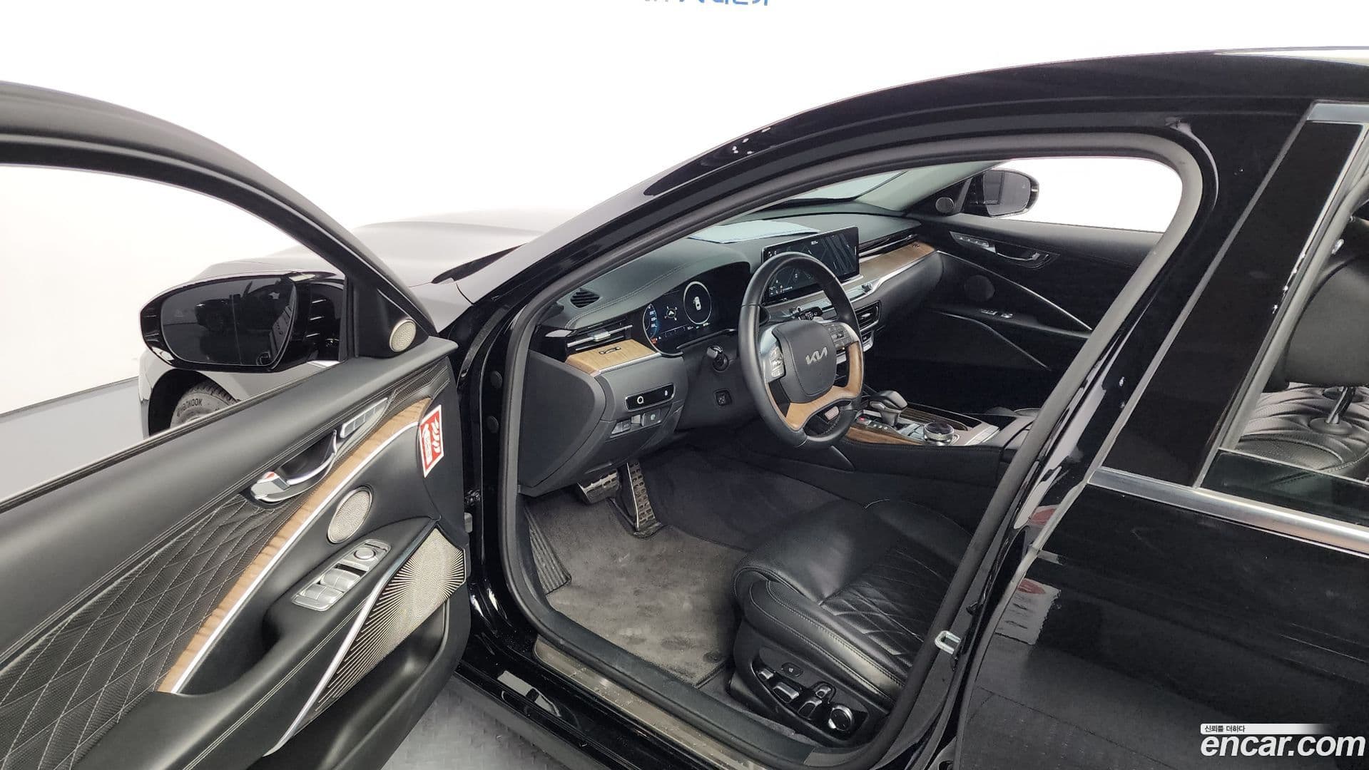 Main__Slider__Photo:K9 Kia 2022.11-10