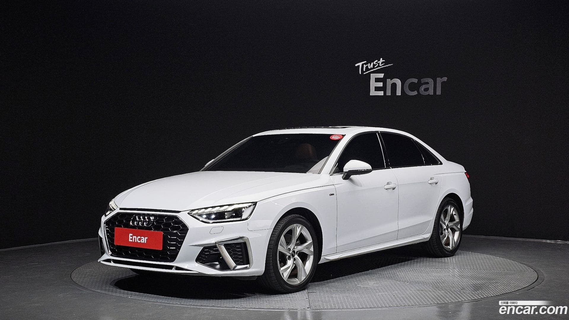 Main__Slider__Photo:A4 Audi 2022.5-0