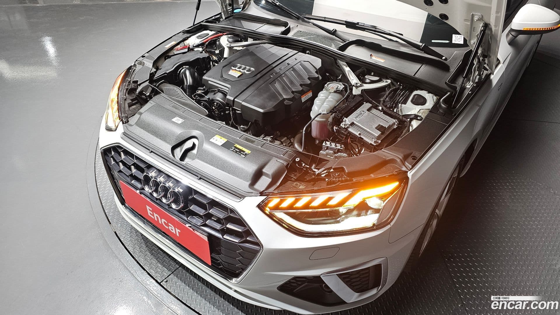 Main__Slider__Photo:A4 Audi 2022.5-5