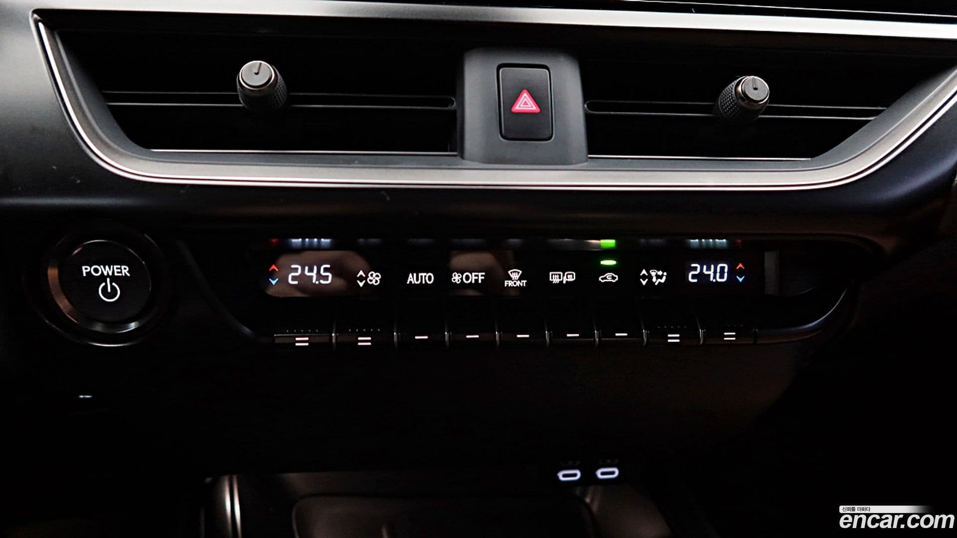 Main__Slider__Photo:UX Lexus 2024.8-12