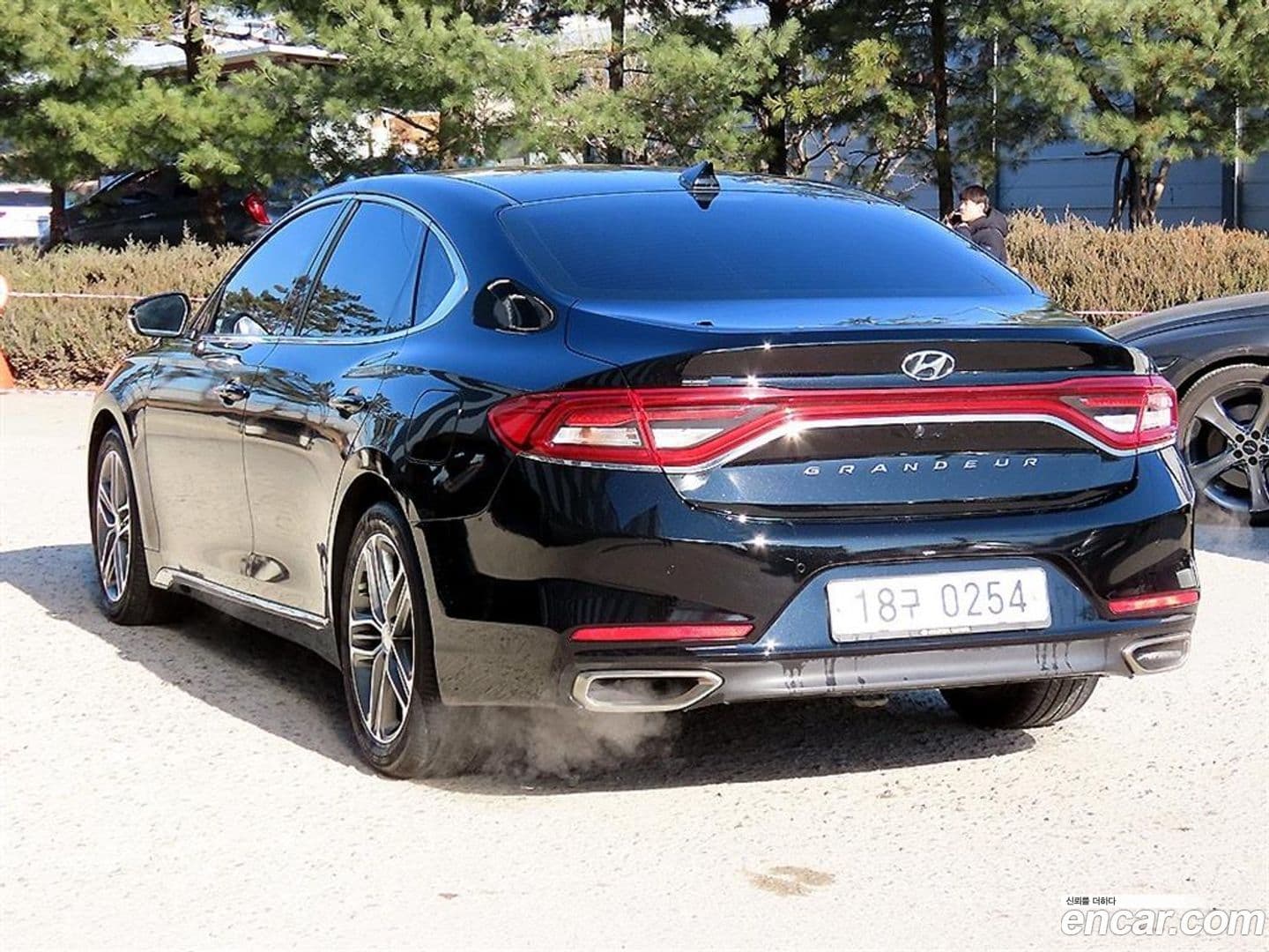 Main__Slider__Photo:Grandeur Hyundai 2017.0-2