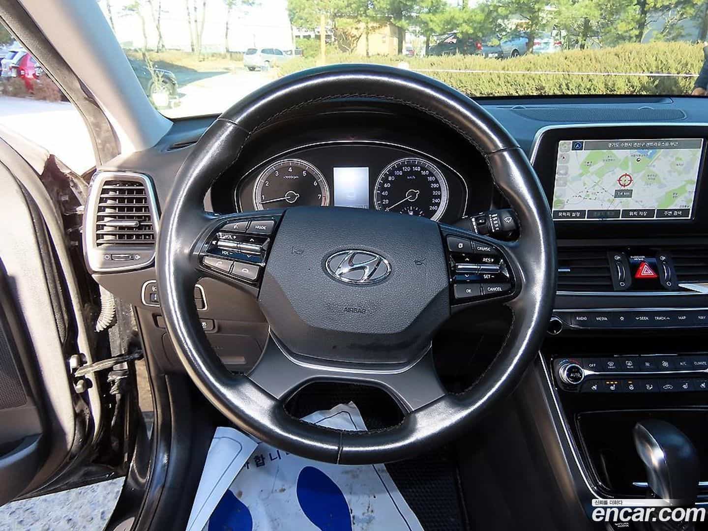 Grandeur Hyundai 2017.0-INNER-008