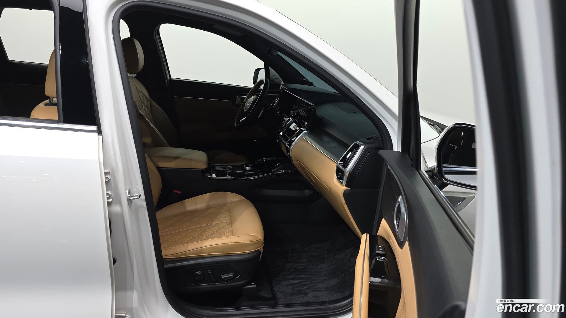 Main__Slider__Photo:Sorento Kia 2021.11-10