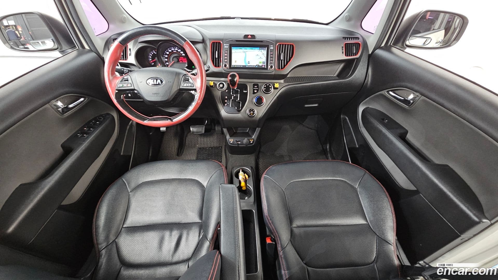 Main__Slider__Photo:RAY Kia 2015.0-6