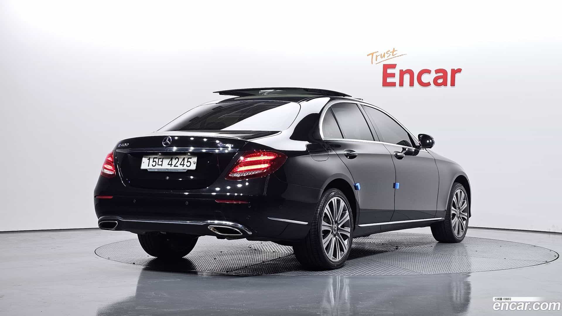 E-Class Mercedes-Benz 2017.6-OUTER-002