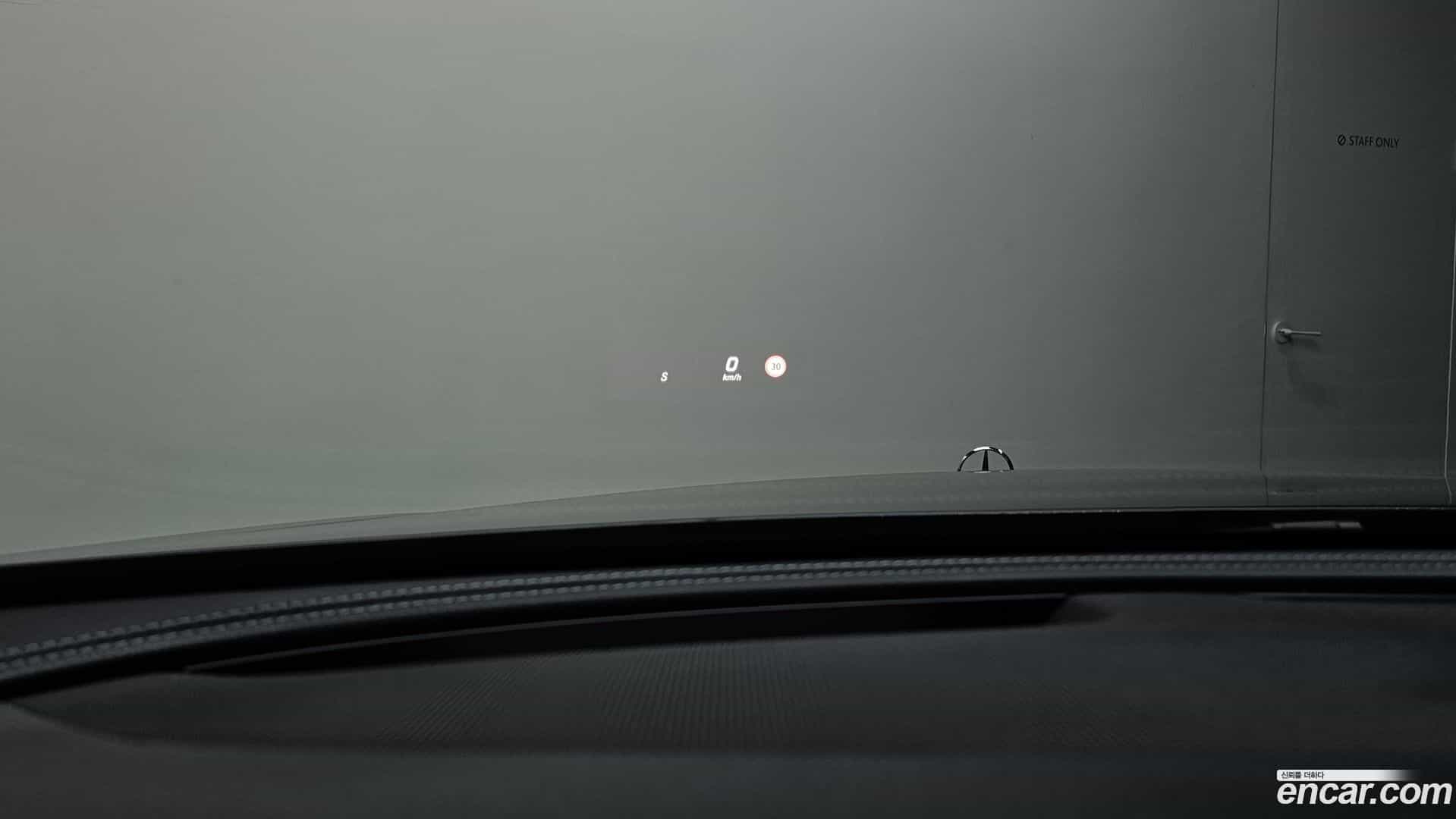 E-Class Mercedes-Benz 2017.6-OPTION-021