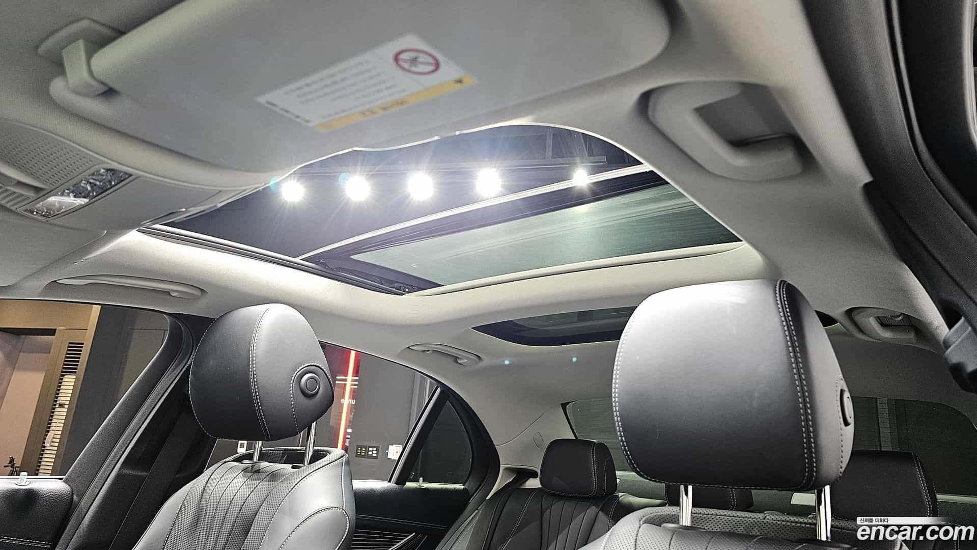 E-Class Mercedes-Benz 2017.6-OPTION-023