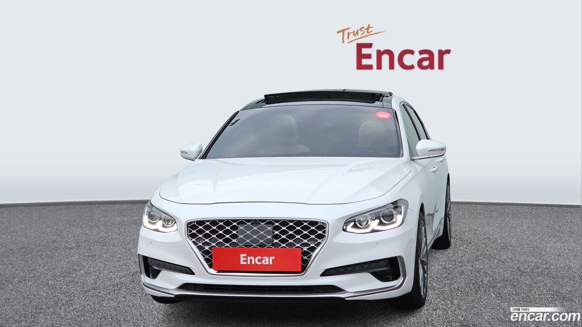 Main__Slider__Photo:Grandeur Hyundai 2017.0-2