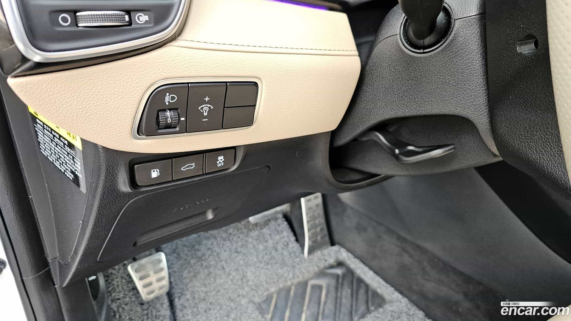 Grandeur Hyundai 2017.0-OPTION-018