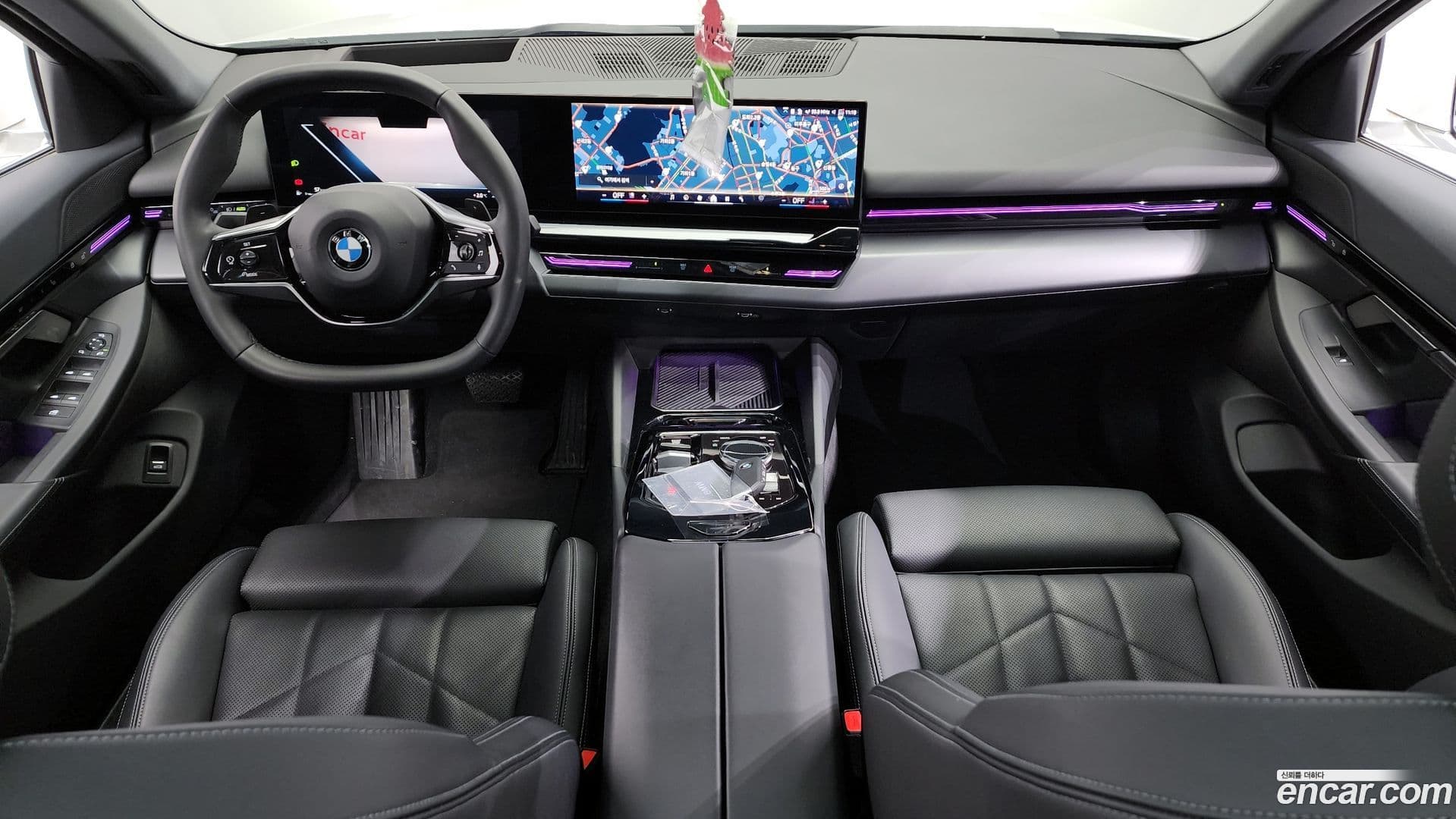 Main__Slider__Photo:5-Series BMW 2023.10-6