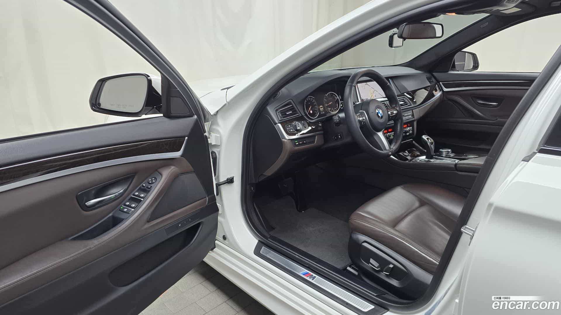 5-Series BMW 2016.9-INNER-010