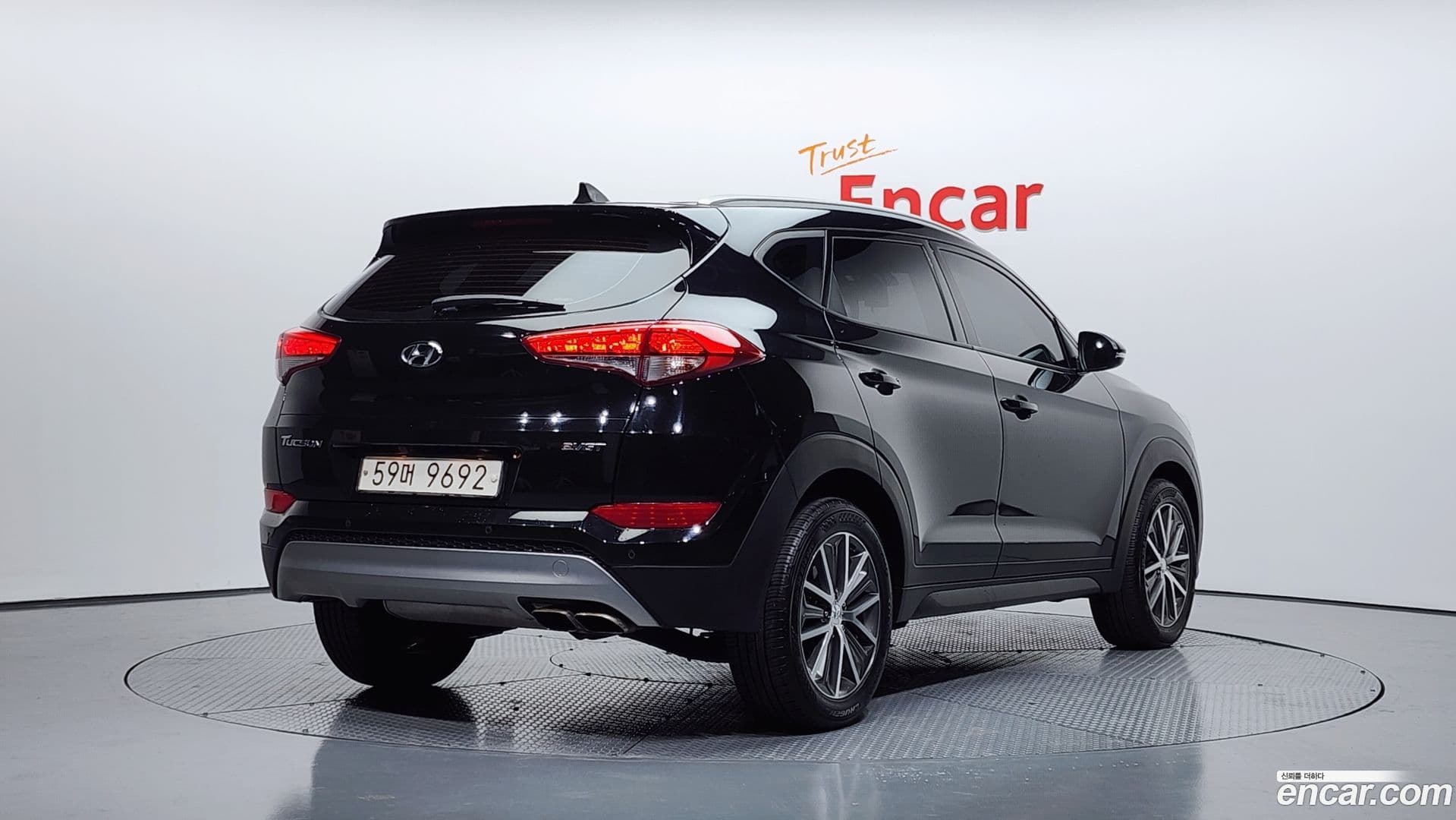 Main__Slider__Photo:Tucson Hyundai 2017.4-1