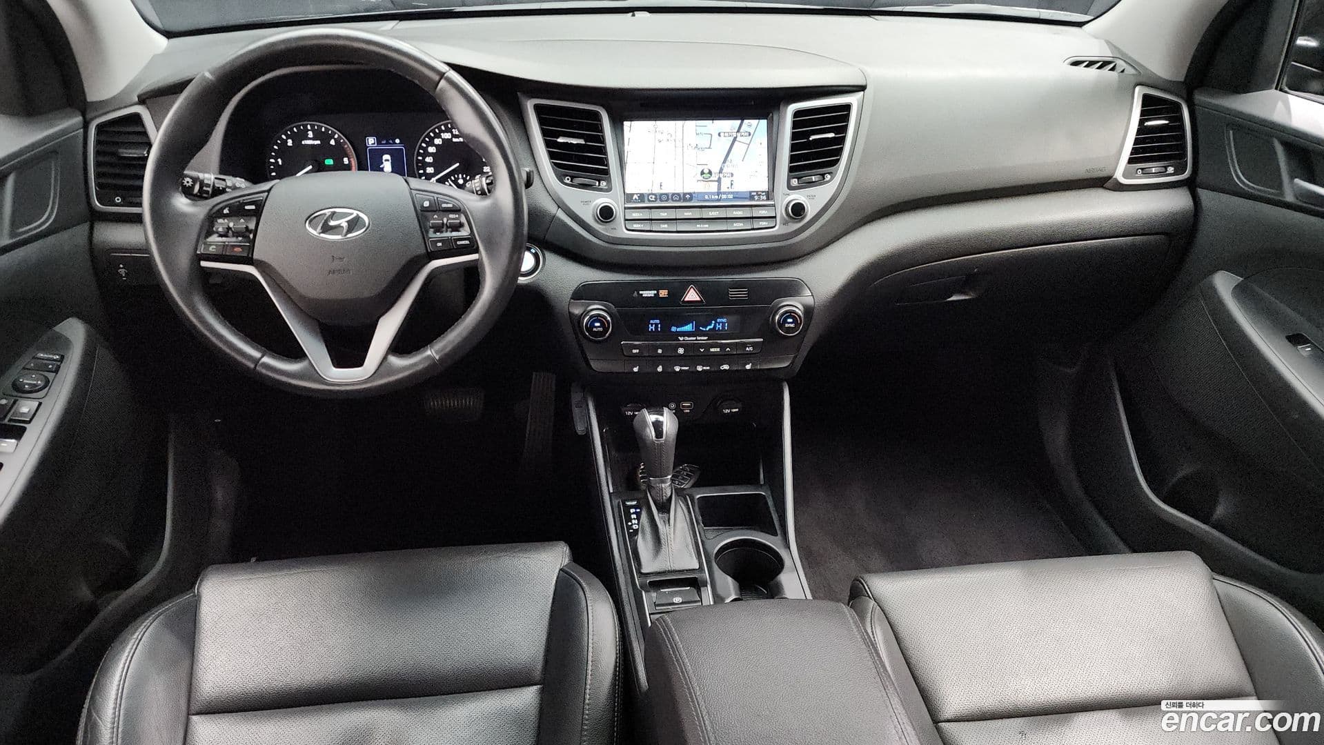 Main__Slider__Photo:Tucson Hyundai 2017.4-6