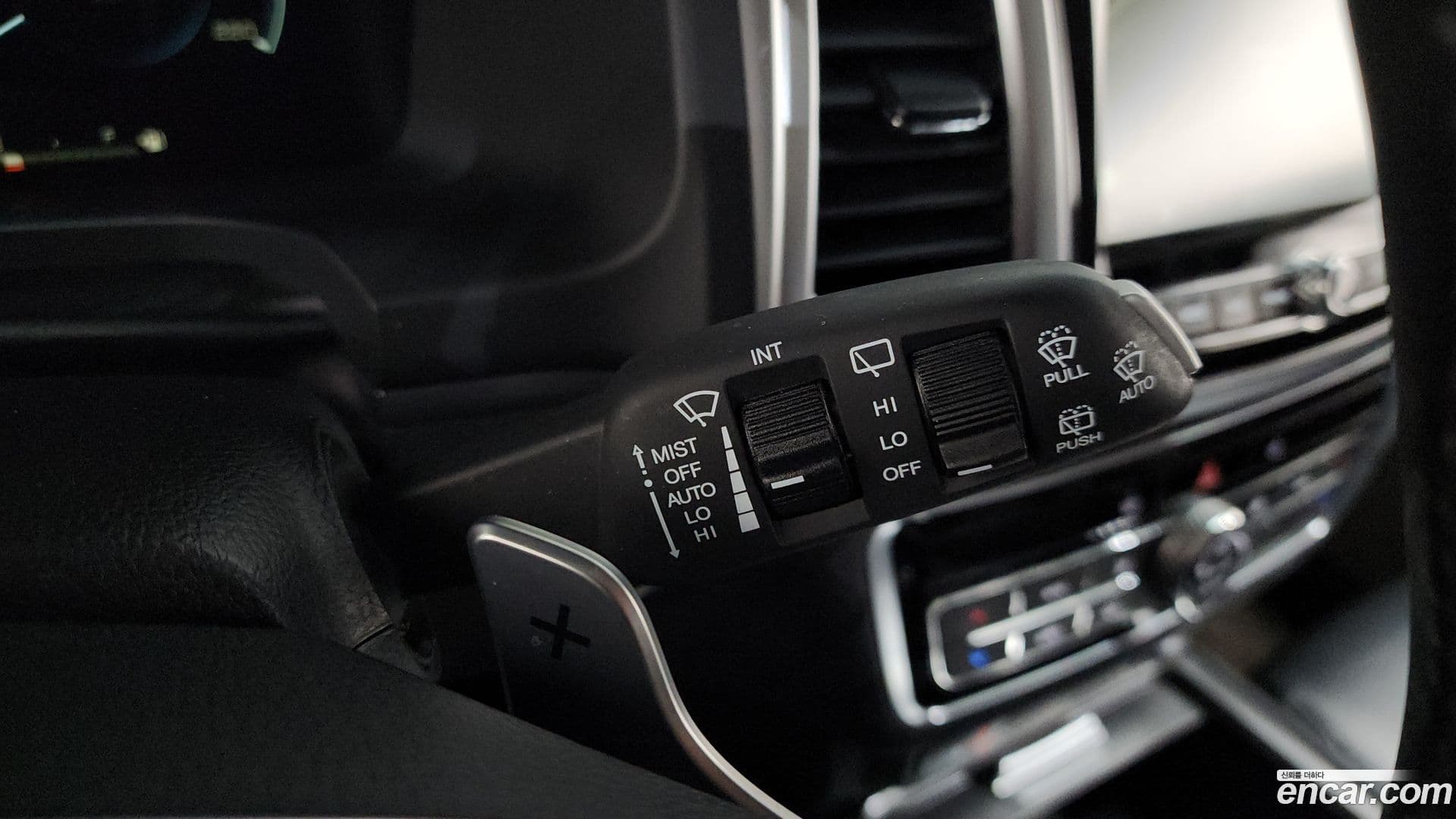 Main__Slider__Photo:Rexton KG_Mobility_Ssangyong 2021.0-14