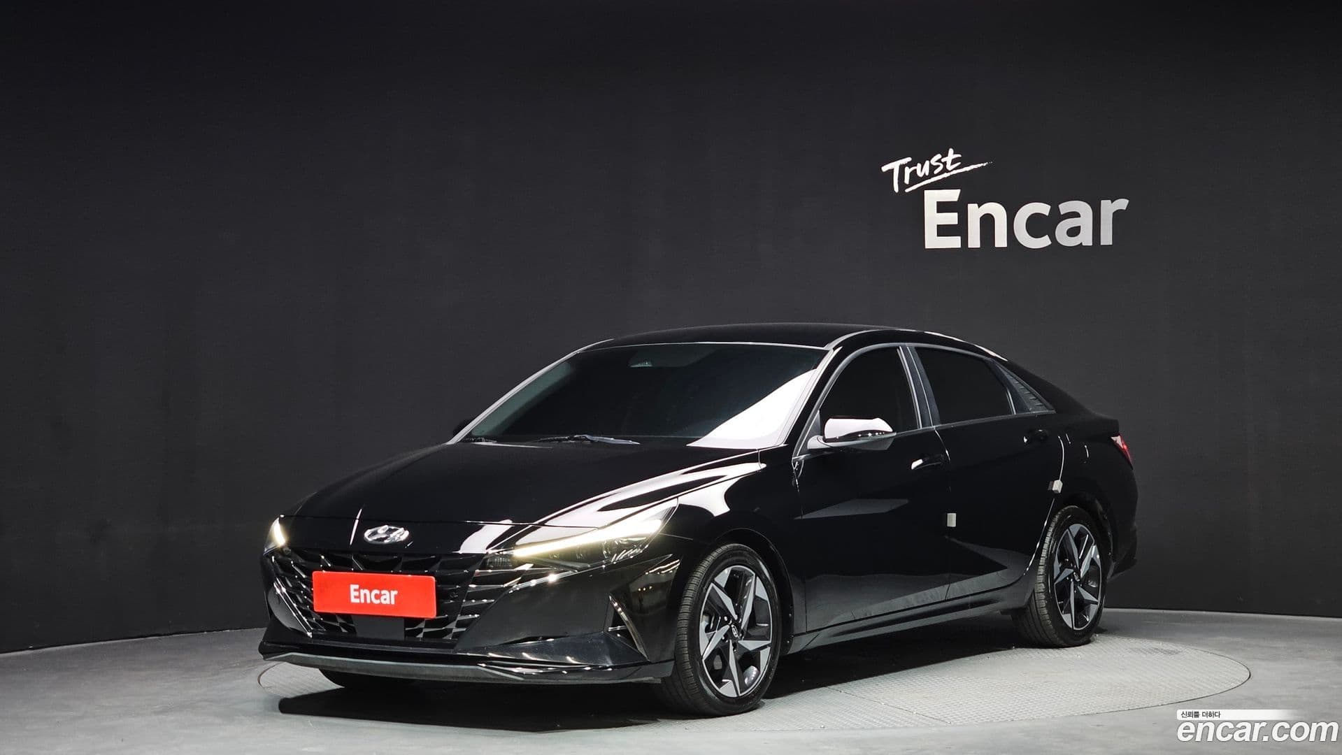 Main__Slider__Photo:AVANTE Hyundai 2021.10-0