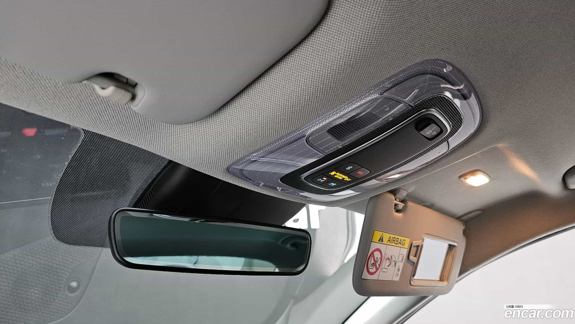 AVANTE Hyundai 2021.10-OPTION-023