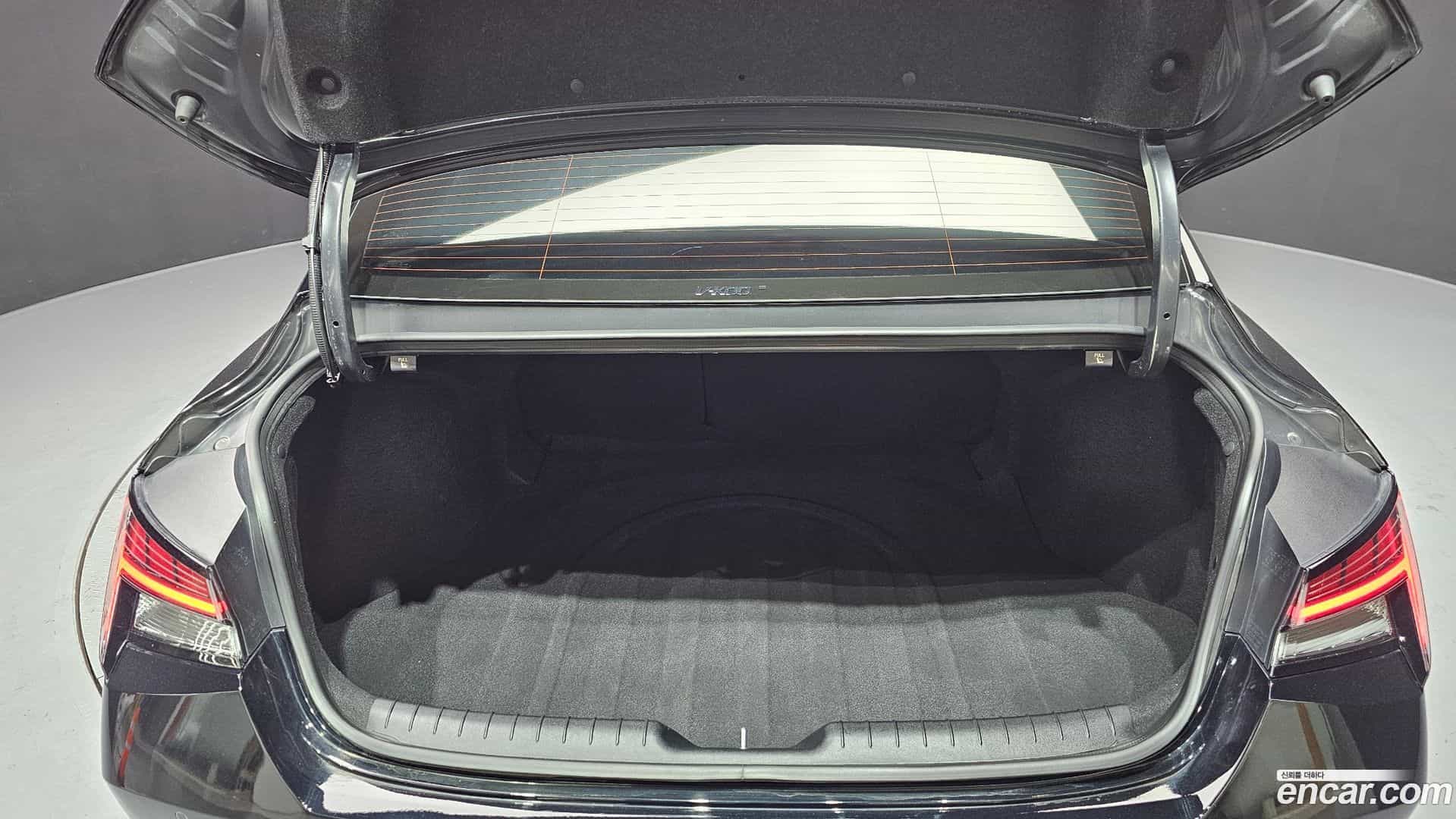 AVANTE Hyundai 2021.10-OPTION-024