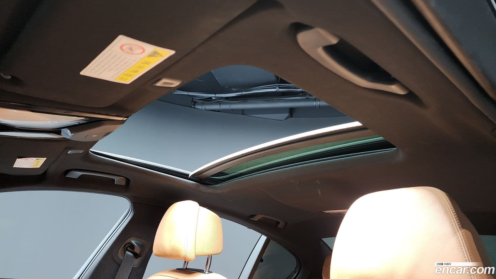 Main__Slider__Photo:5-Series BMW 2017.5-18