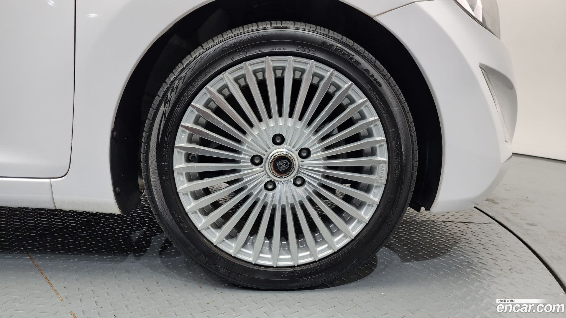 Main__Slider__Photo:AVANTE Hyundai 2014.5-4