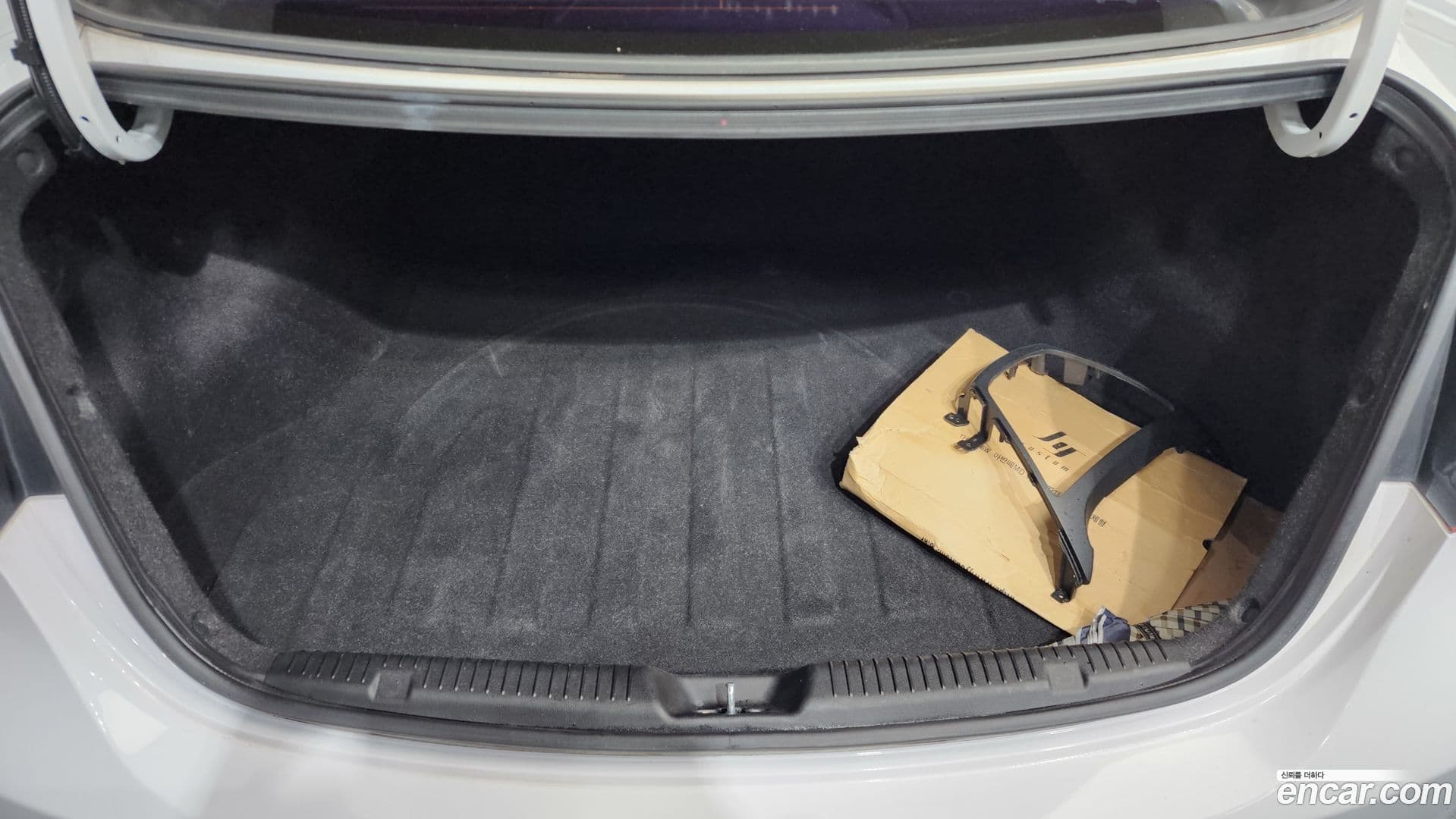 Main__Slider__Photo:AVANTE Hyundai 2014.5-19