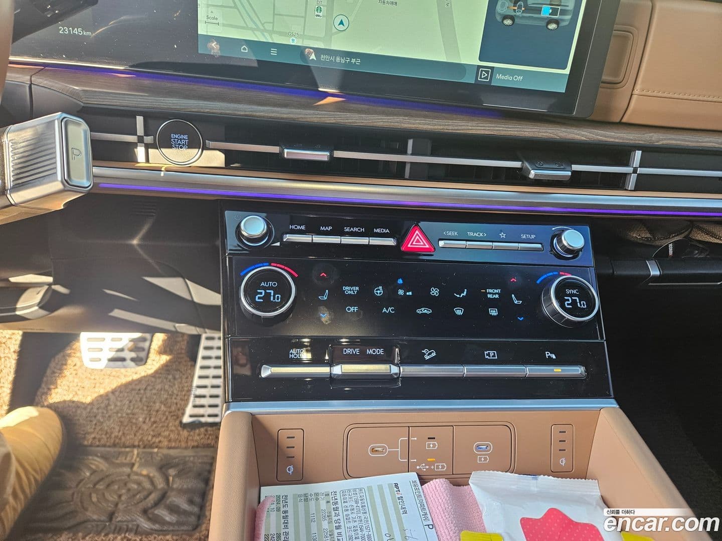 Main__Slider__Photo:Santafe Hyundai 2024.0-8