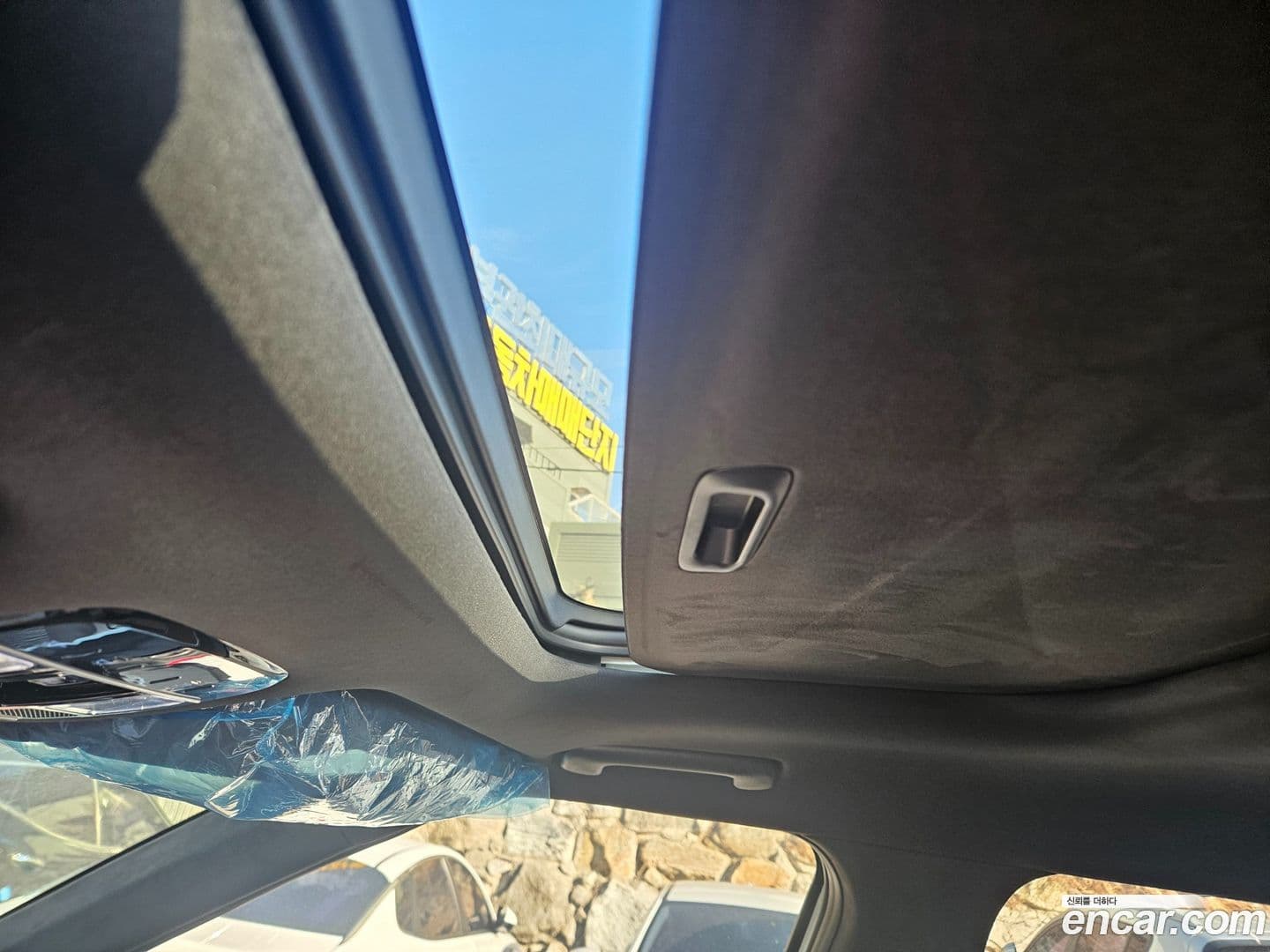 Main__Slider__Photo:Santafe Hyundai 2024.0-10