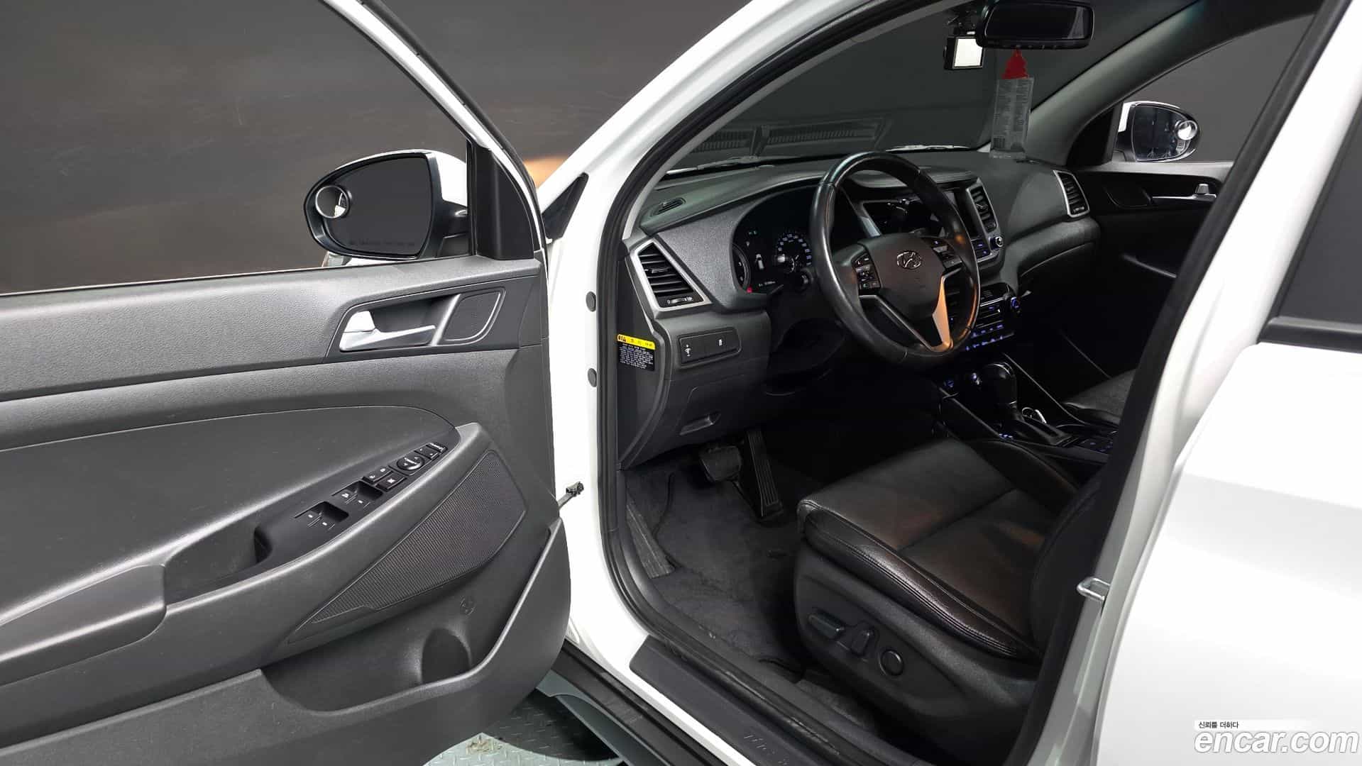 Tucson Hyundai 2016.0-OPTION-015