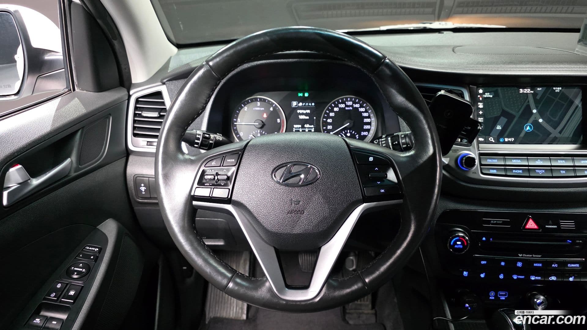 Main__Slider__Photo:Tucson Hyundai 2016.0-12