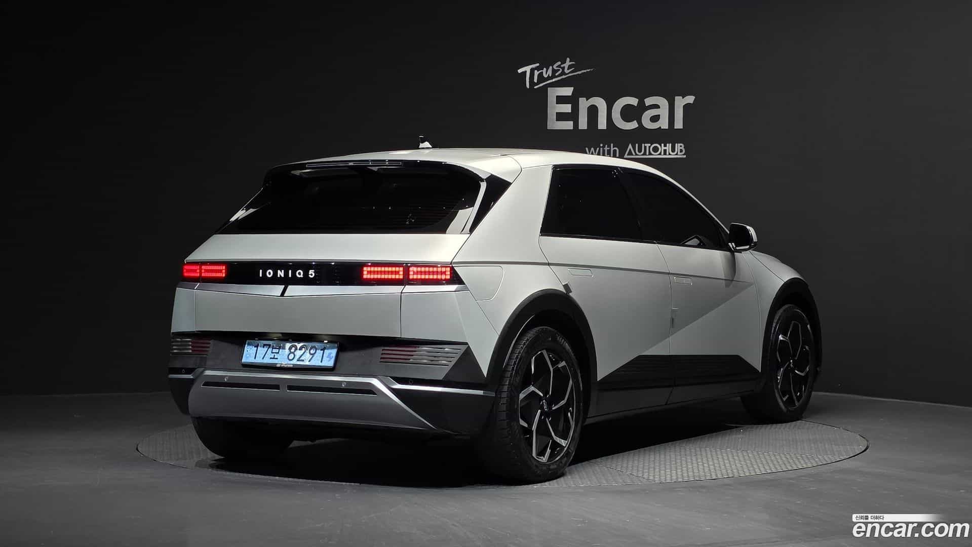 Ioniq5 Hyundai 2021.9-OUTER-002