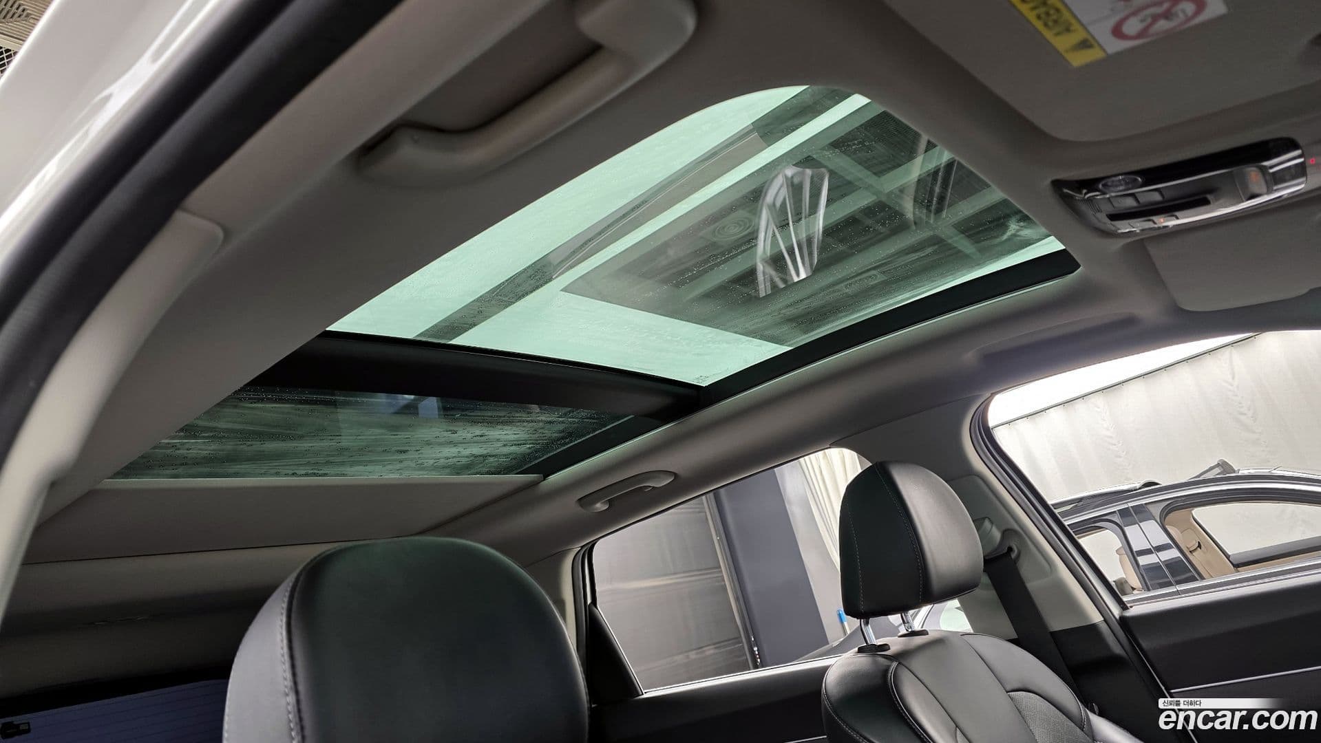 Main__Slider__Photo:Sorento Kia 2020.6-16