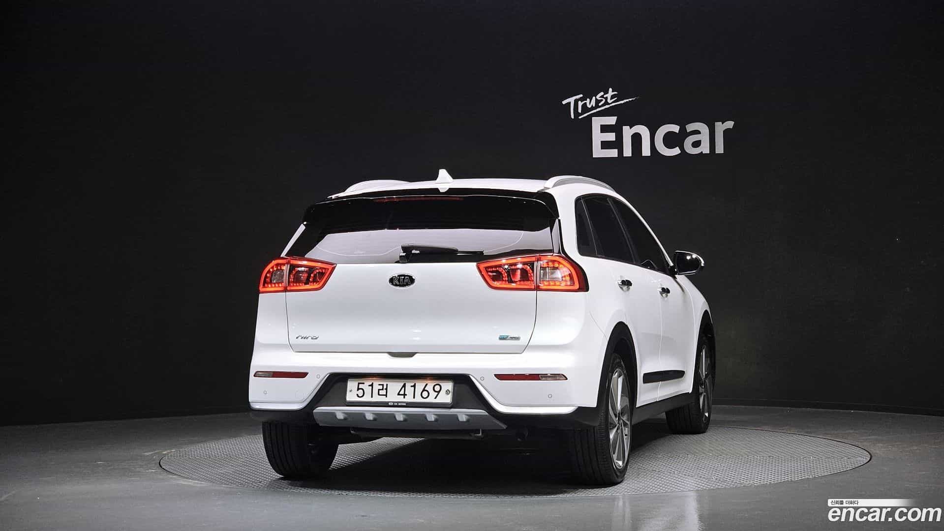 Niro Kia 2017.10-OUTER-004