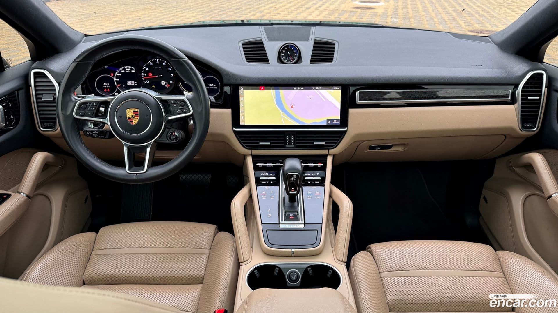 Main__Slider__Photo:Cayenne Porsche 2020.11-9