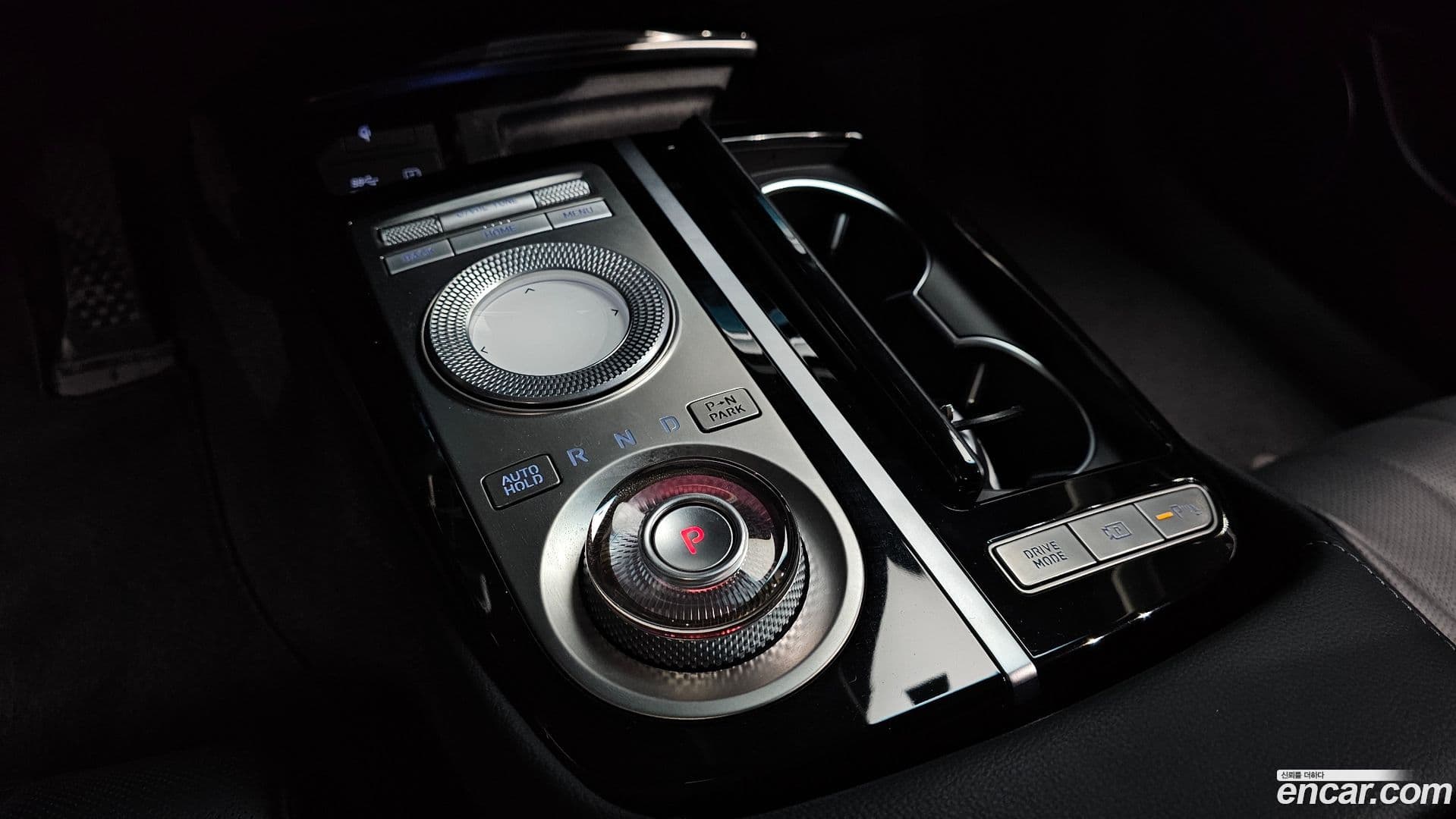 Main__Slider__Photo:G80 Genesis 2021.6-8